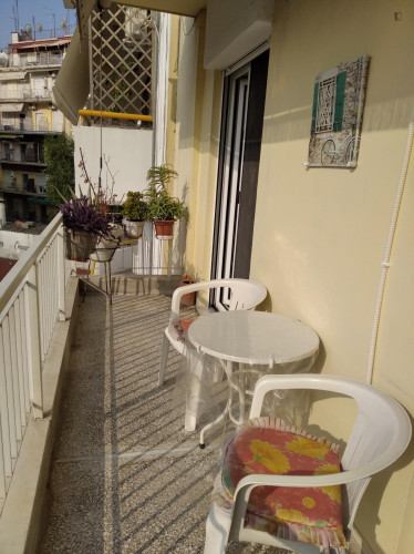 Lovely 2-bedroom apartment very close to Aristotle University of Thessaloniki - Gallery - 6
