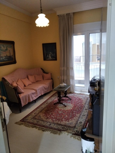 Lovely 2-bedroom apartment very close to Aristotle University of Thessaloniki  - Gallery -  5