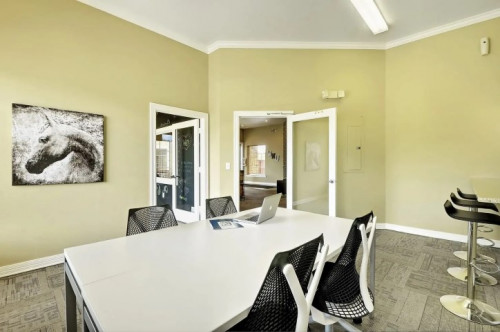 58 West - Gallery - 14