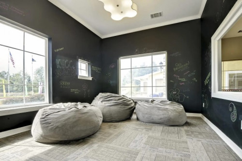 58 West - Gallery - 22