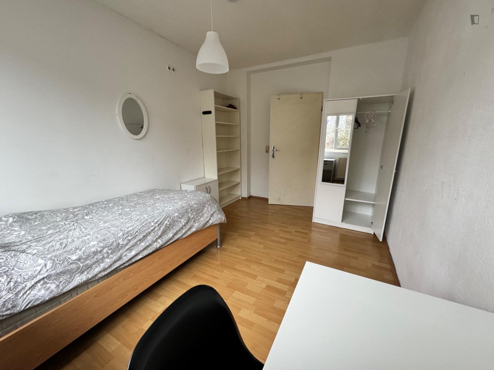 Cody Bedroom Near University - Cody bedroom near university - Gallery - 1