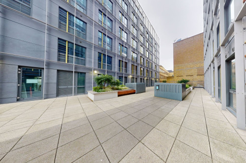 Go Britanya - IQ Paris Garden