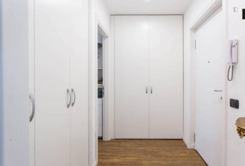 Nice 1-bedroom apartment close to Gambara metro station