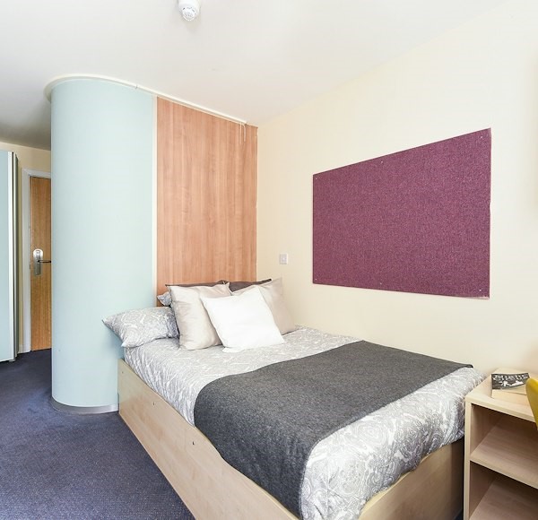En-Suite - Courtyard - Gibson Street Roost - Gallery - 1