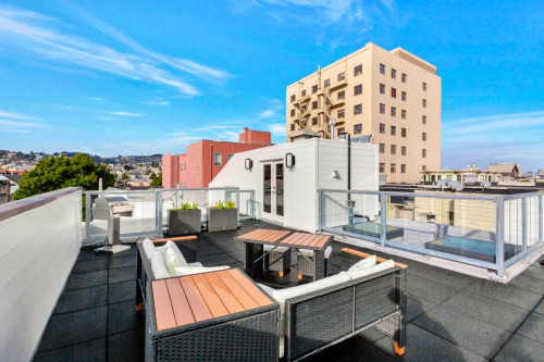 South Van Ness Home - Gallery - 49