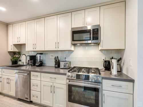 South Van Ness Home - Gallery - 25