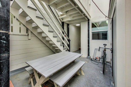 South Van Ness Home - Gallery - 52
