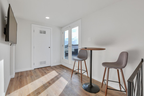 South Van Ness Home - Gallery - 60