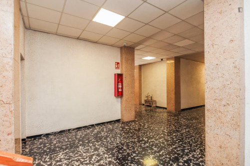 Attractive single bedroom with balcony