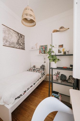 Great looking single bedroom  - Gallery -  5