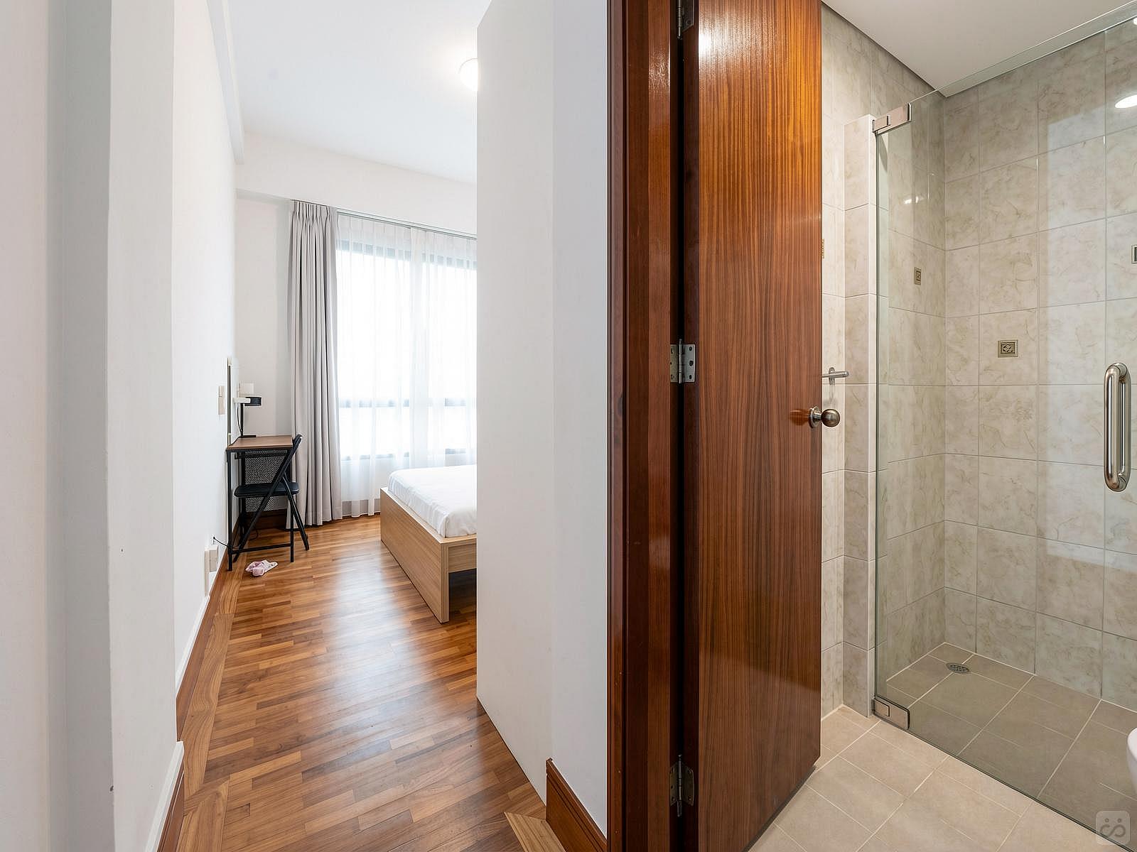  Private Room With Ensuite Bathroom (Master)  -  Stunning Spacious Complex w/ Pool near Balmoral Plaza  - Gallery -  39