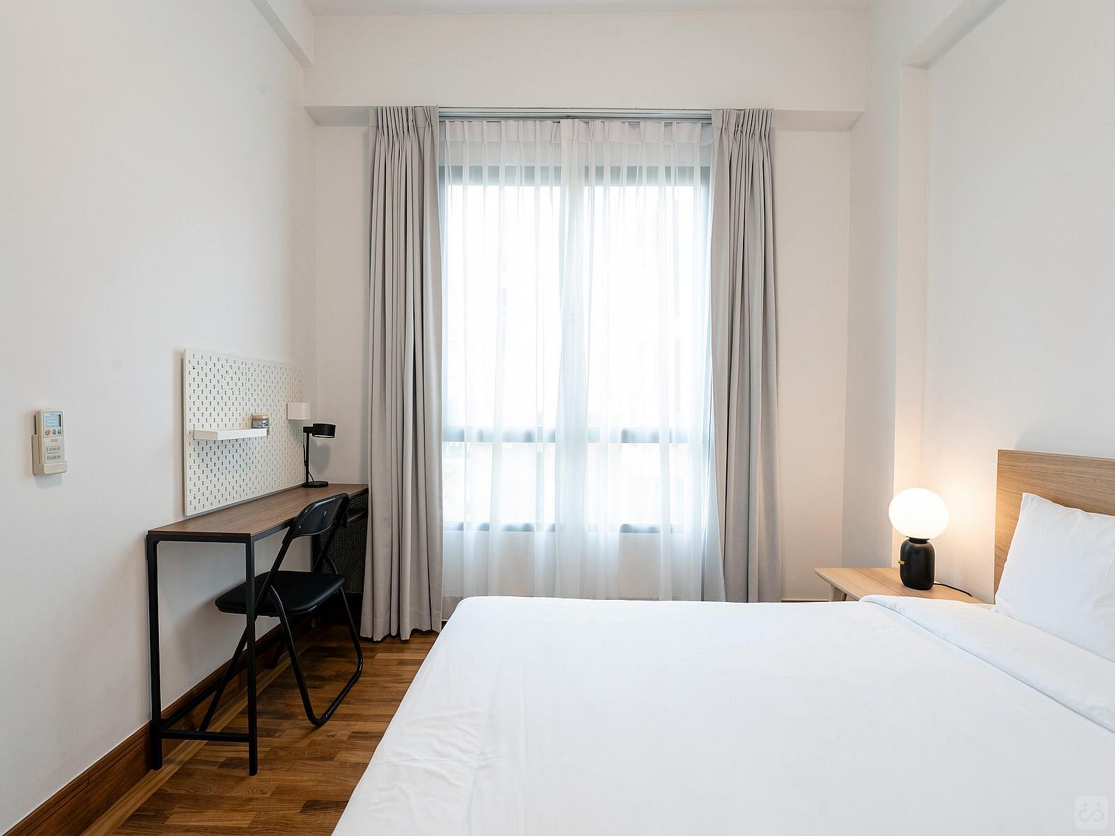  Private Room With Ensuite Bathroom (Master)  -  Stunning Spacious Complex w/ Pool near Balmoral Plaza  - Gallery -  40