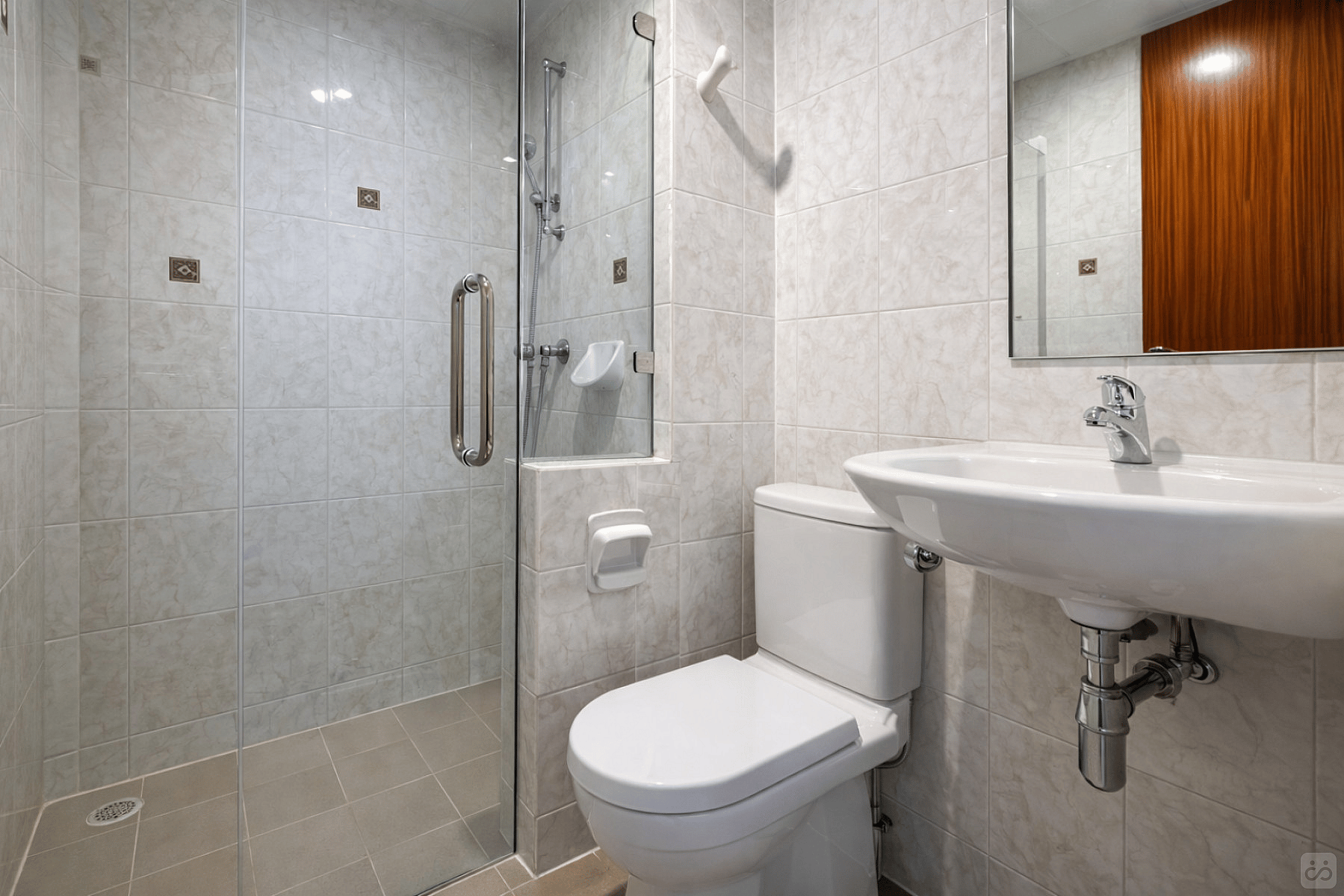 Private Room With Ensuite Bathroom (Master) - Stunning Spacious Complex w/ Pool near Balmoral Plaza - Gallery - 41