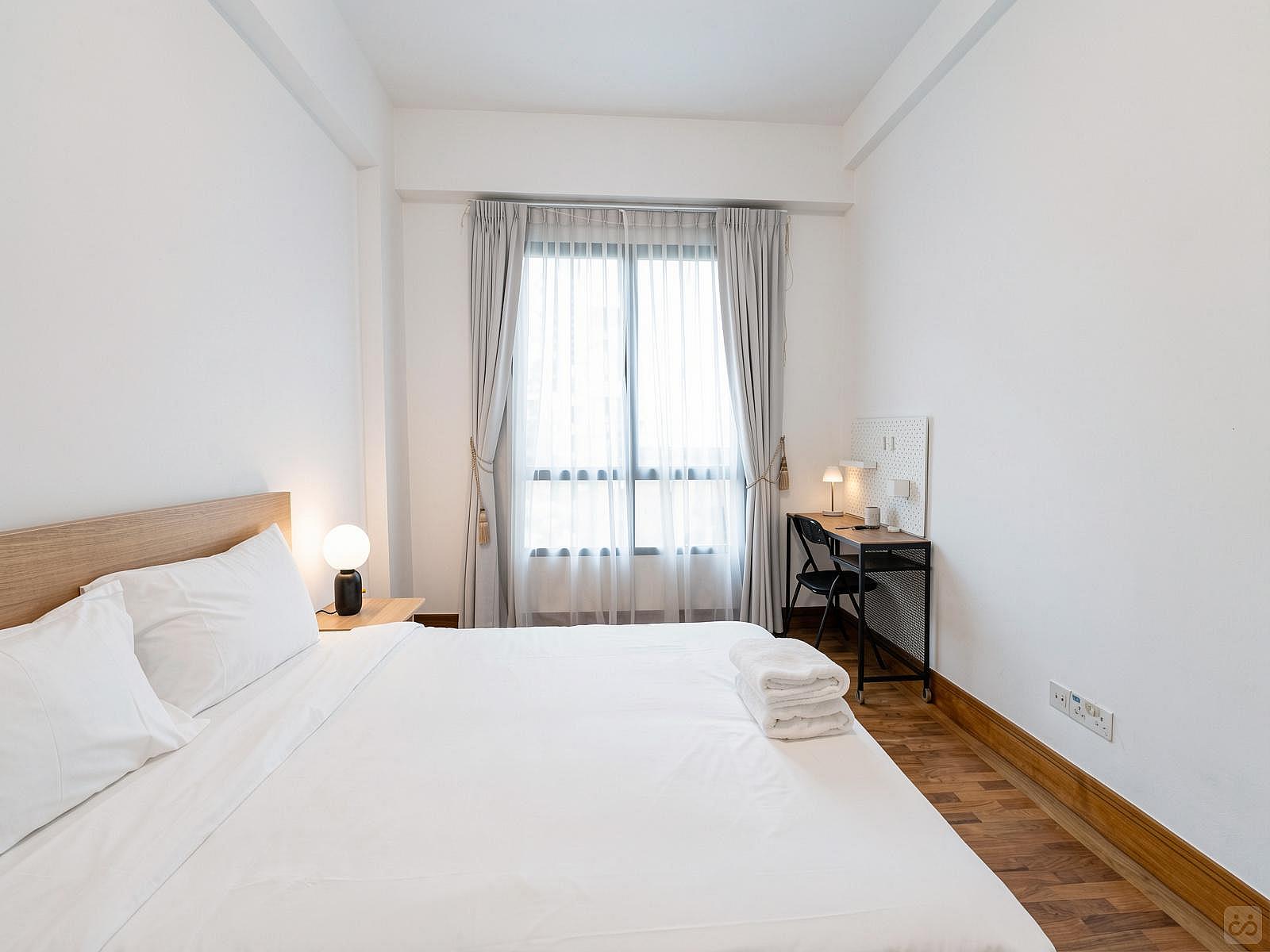 Private Room With Private Bathroom (Junior Master) - Stunning Spacious Complex w/ Pool near Balmoral Plaza - Gallery - 31