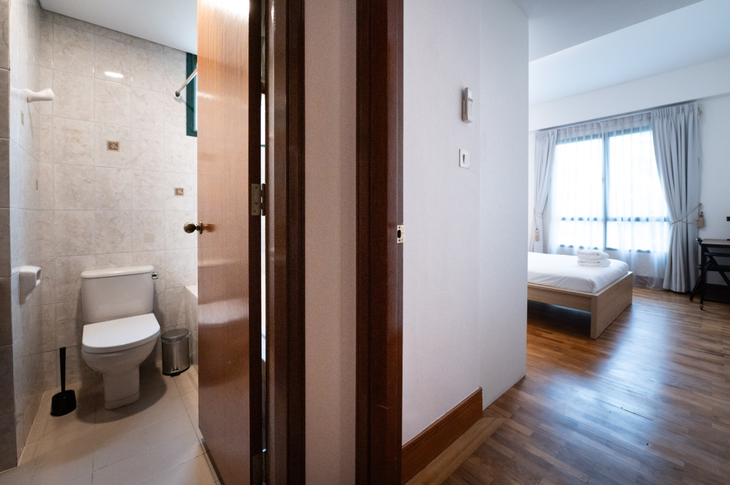  Private Room With Private Bathroom (Junior Master)  -  Stunning Spacious Complex w/ Pool near Balmoral Plaza  - Gallery -  14