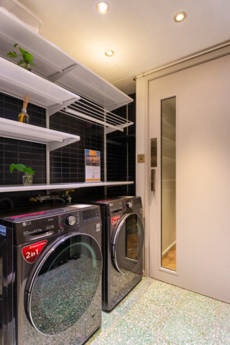 A cozy apartment in the heart of Yau Ma Tei residential district