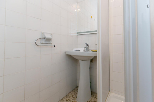 Nice double bedroom in urban location near the Parque Federico García Lorca - Gallery - 8