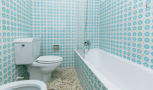 Cute double bedroom in shared flat near the Parque Federico García Lorca - Gallery - 5