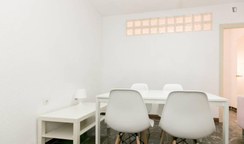 Cute double bedroom in shared flat near the Parque Federico García Lorca - Gallery - 15
