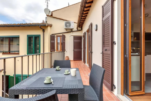 Attractive 3-bedroom apartment in Due Strade - Gallery - 13