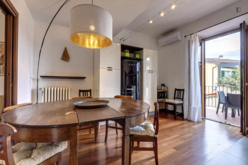 Attractive 3-bedroom apartment in Due Strade - Gallery - 14