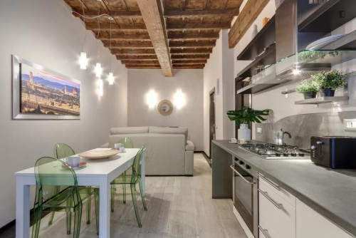 Inviting 1-bedroom apartment in the Duomo area