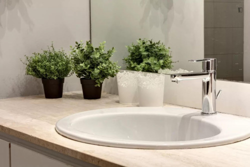 Inviting 1-bedroom apartment in the Duomo area