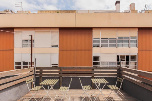 Great looking single bedroom with balcony and outside area  - Gallery -  5