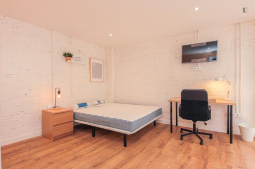 Appealing single bedroom in a property with balcony and outside area