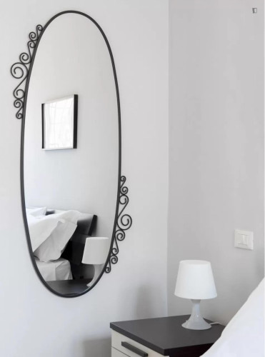 Modern and bright 1-bedroom flat in the vicinity of Parco della Montagnola