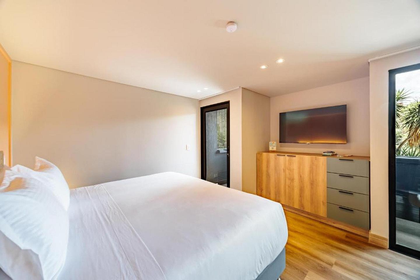 Studio Apartment W/ Kitchen & 2 Balconies - 63
