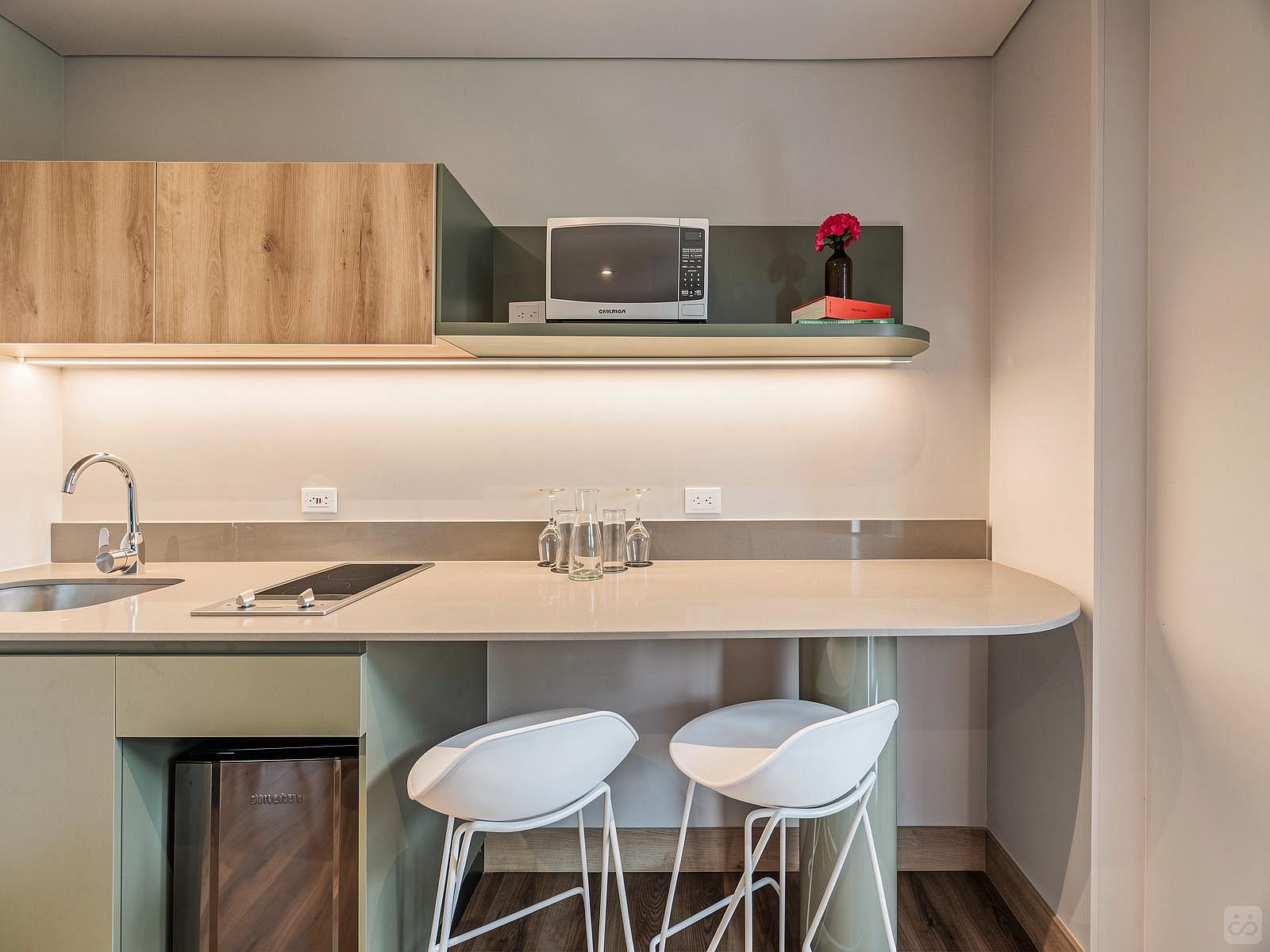 Studio Apartment W/ Kitchen & Balcony - 80