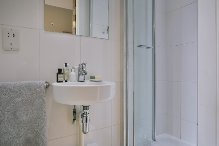 3-4 Bed Apartment - Single Bed - 3