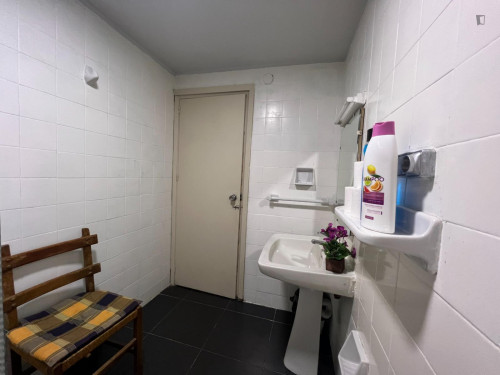 Appealing double bedroom near the Granda train station  - Gallery -  5