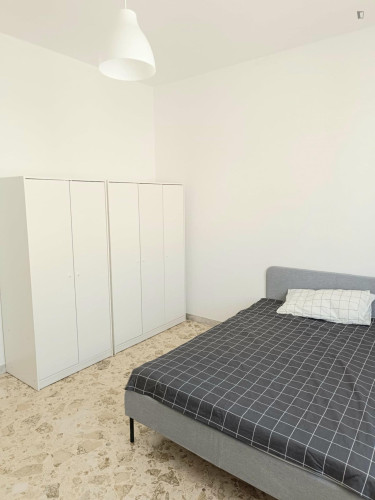 Cute Single Bedroom with AC In 4-Bedroom Flat Near Politecnico