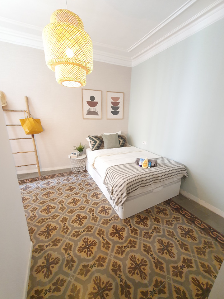 Room 4 - Modern Coliving in the Heart of Eixample Near La Pedrera & Nightlife - Gallery - 17