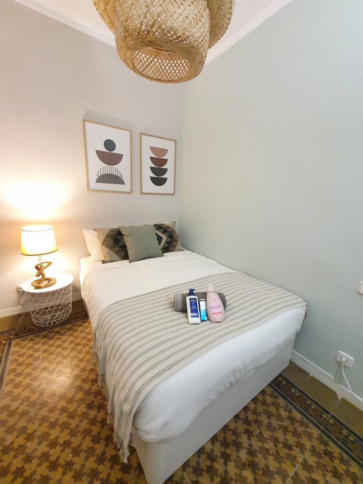 Room 5 - Modern Coliving in the Heart of Eixample Near La Pedrera & Nightlife - Gallery - 20