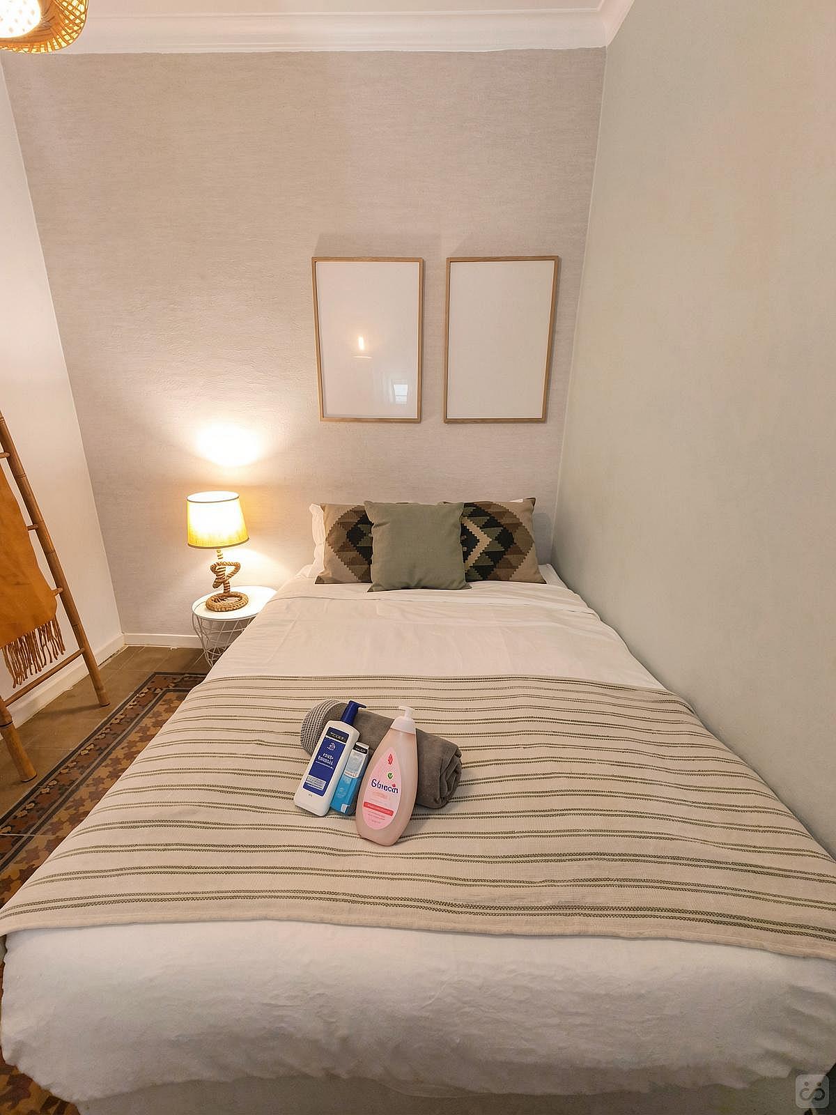  Room 5  -  Modern Coliving in the Heart of Eixample Near La Pedrera & Nightlife  - Gallery -  30
