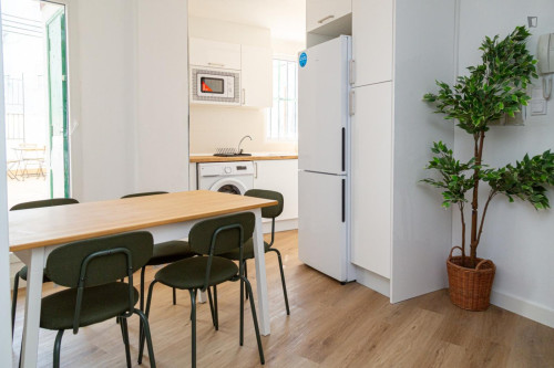 Great looking single bedroom in a property with balcony