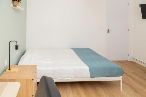 Great looking single bedroom  - Gallery -  5