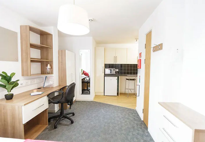  Bronze Studio  -  Islington II  - Gallery -  4