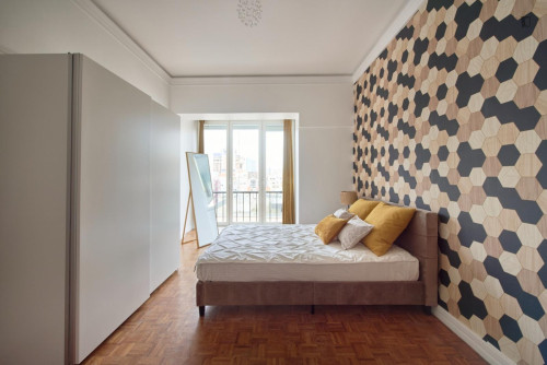Cozy single bedroom in a property with balcony