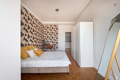 Cozy single bedroom in a property with balcony