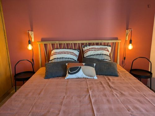 Amazing 2-bedroom flat in a private condominium