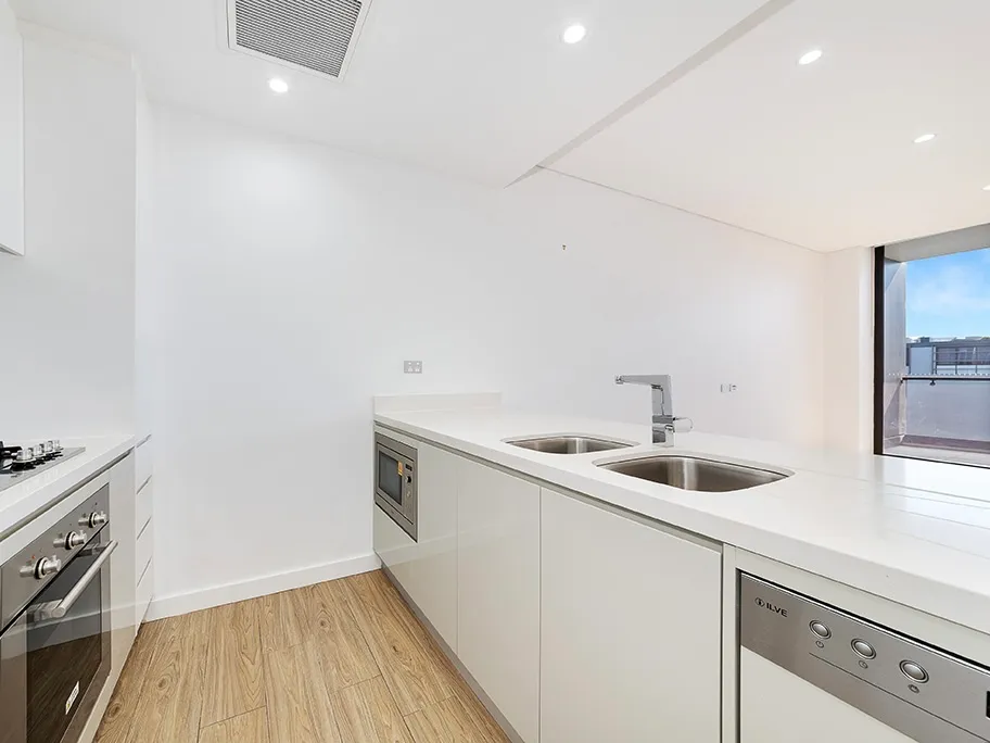  2 Bedroom 2 Bathroom  -  Waterloo - Eastern Subs  - Gallery -  4