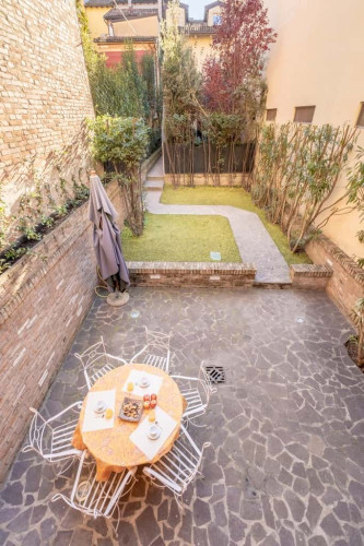 Isaia - Casa con Giardino Privato