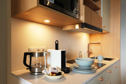 KASSEL | CLASSYHOOD+ FOR ONE