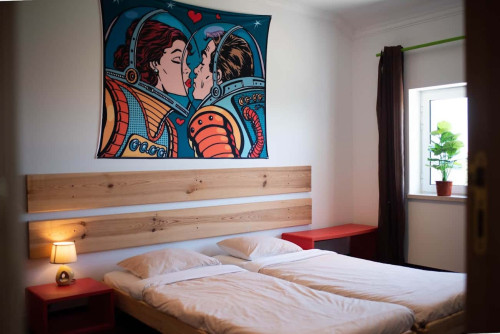 Chic Twin Room