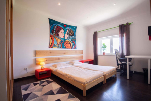 Chic Twin Room
