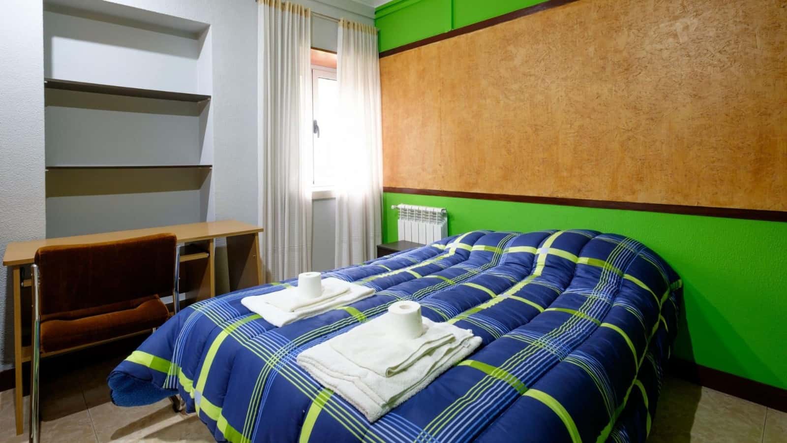 Single Room With Private Bathroom In Coimbra - 2